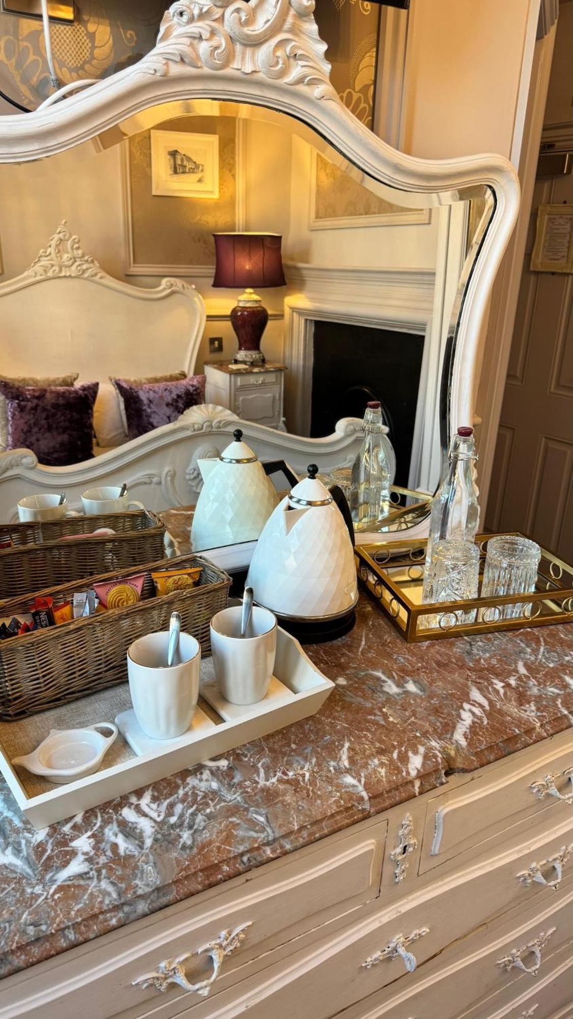 No64 The Boutique Hotel West Malling Kültér fotó