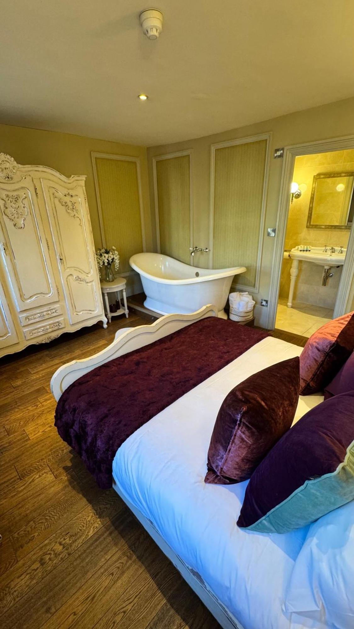 No64 The Boutique Hotel West Malling Kültér fotó